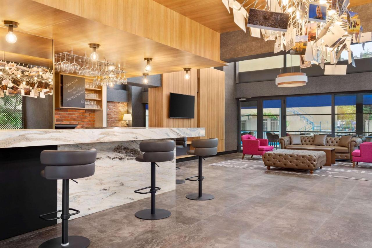 Tryp By Wyndham Atasehir Otel 3*